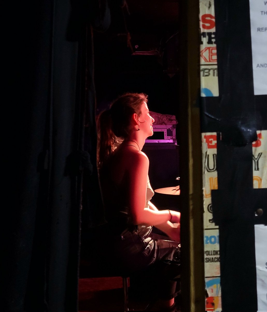 Happy birthday Elise! We love you!!! ❤️🎈