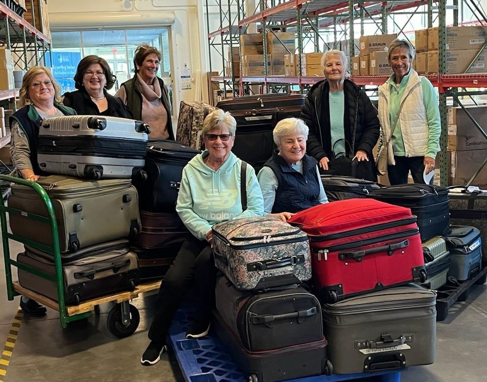 RehobothVIA's tweet photo. Seven VIA members drove 234 miles to Operation Smile Headquarters in
Virginia Beach to deliver the amazing work of our sewers and non-sewers.
Our delivery included:
448 Blankets
58 Hospital gowns
48 Smile bags
18 Smile dolls
46 Splints
Great members, doing great work! https://t.co/jI6iLruYvt