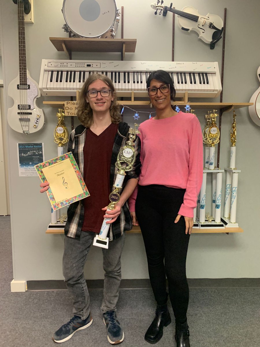 LMA_YQL's tweet photo. Congratulations to Michael for passing the Master Musical Ladder Test! That’s 3+ years of lessons! Amazing Job! 🎶🎉 https://t.co/wwOWJ3AnZ0