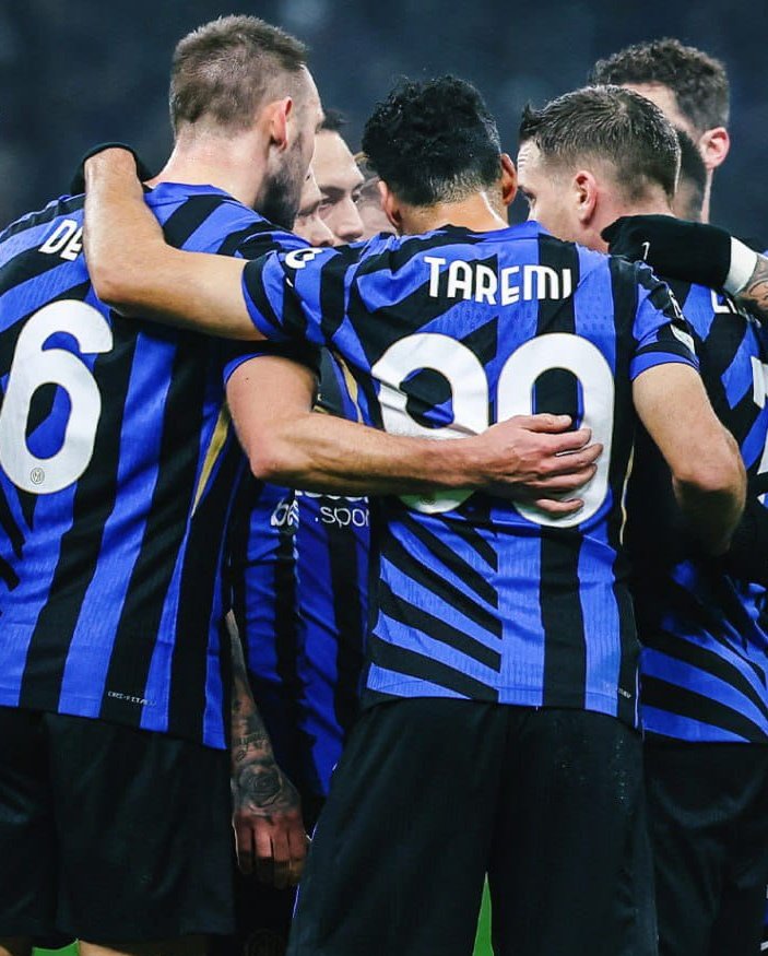 Andy_Calcio's tweet photo. #InterLeipzig FINAL: 1-0 #UCL
El nerazzurro es lรญder momentรกneo de la #ChampionsLeague, a la espera de lo que ocurra con los partidos de maรฑana.
Los de Inzaghi fueron muy superiores, pero tuvieron complicaciones por momentos en la segunda parte, al no ampliar la ventaja. https://t.co/oTG0SXSwo8