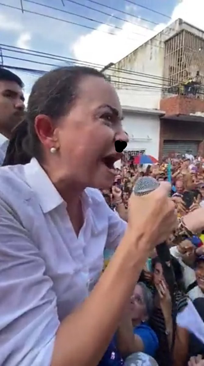 SonPolemicas's tweet photo. No hubo cancelaciones masivas de reservaciones en los hoteles de Margarita, ni en las lineas aéreas, que era lo que deseaba la psicópata María Corina Machado, con el sabotaje al sistema eléctrico.
Vendrán miles de turistas y Margarita tendrá una excelente temporada navideña. https://t.co/YegKgcORgF