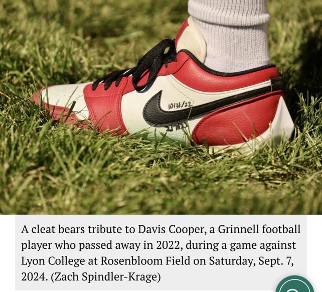 DarinCooper1's tweet photo. I want to give thanks to the coaches and players @Grinnell_FB for the continuous love and memorializing of @DavisCoopxr  especially @JasonMart3960 @CoachV_GC @CoachArias_87 @BrandonTenn @FitzKeaton #prouddad #LLDC🖤❤️ https://t.co/eRyR6yFGff