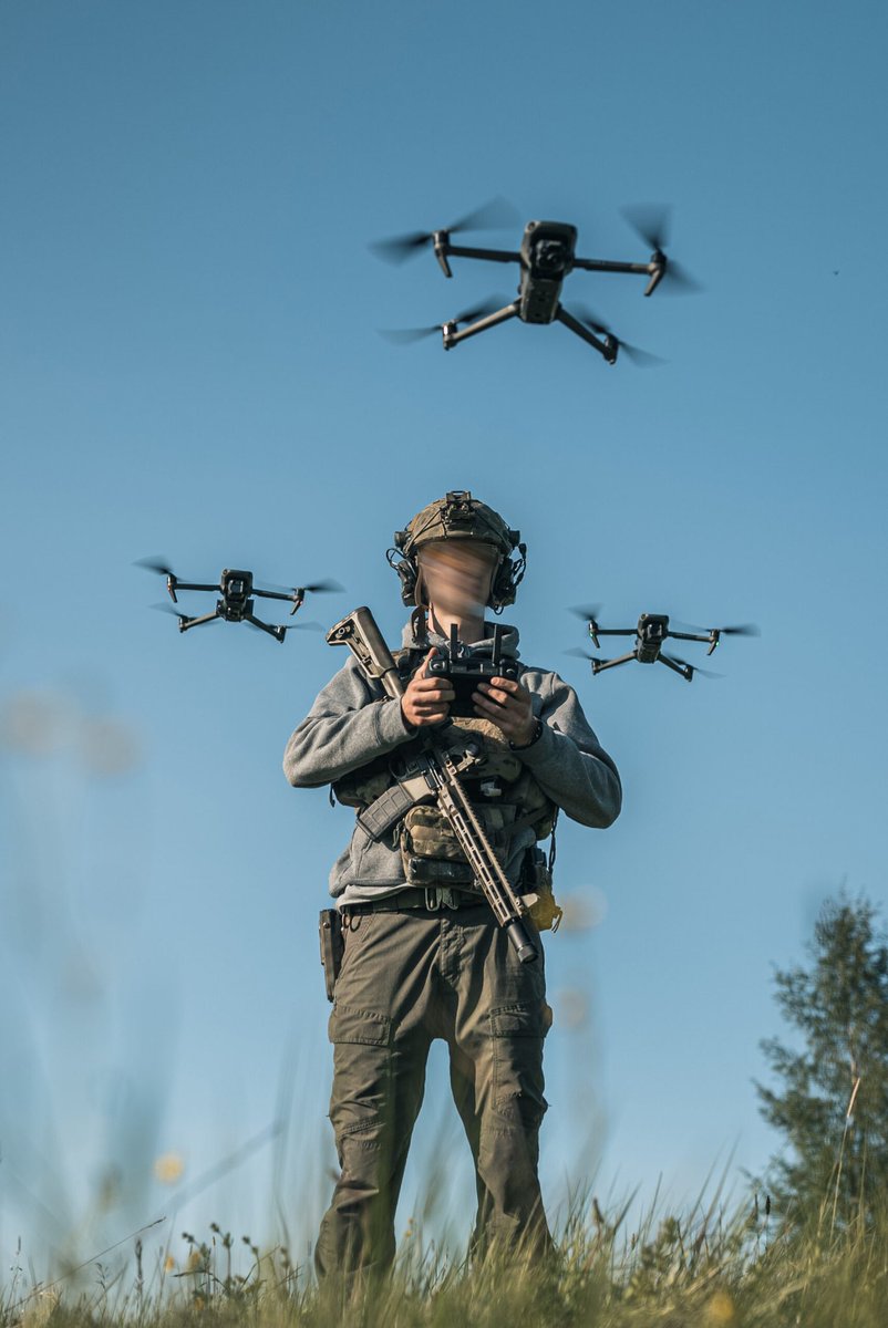 RAF_Luton tweet media