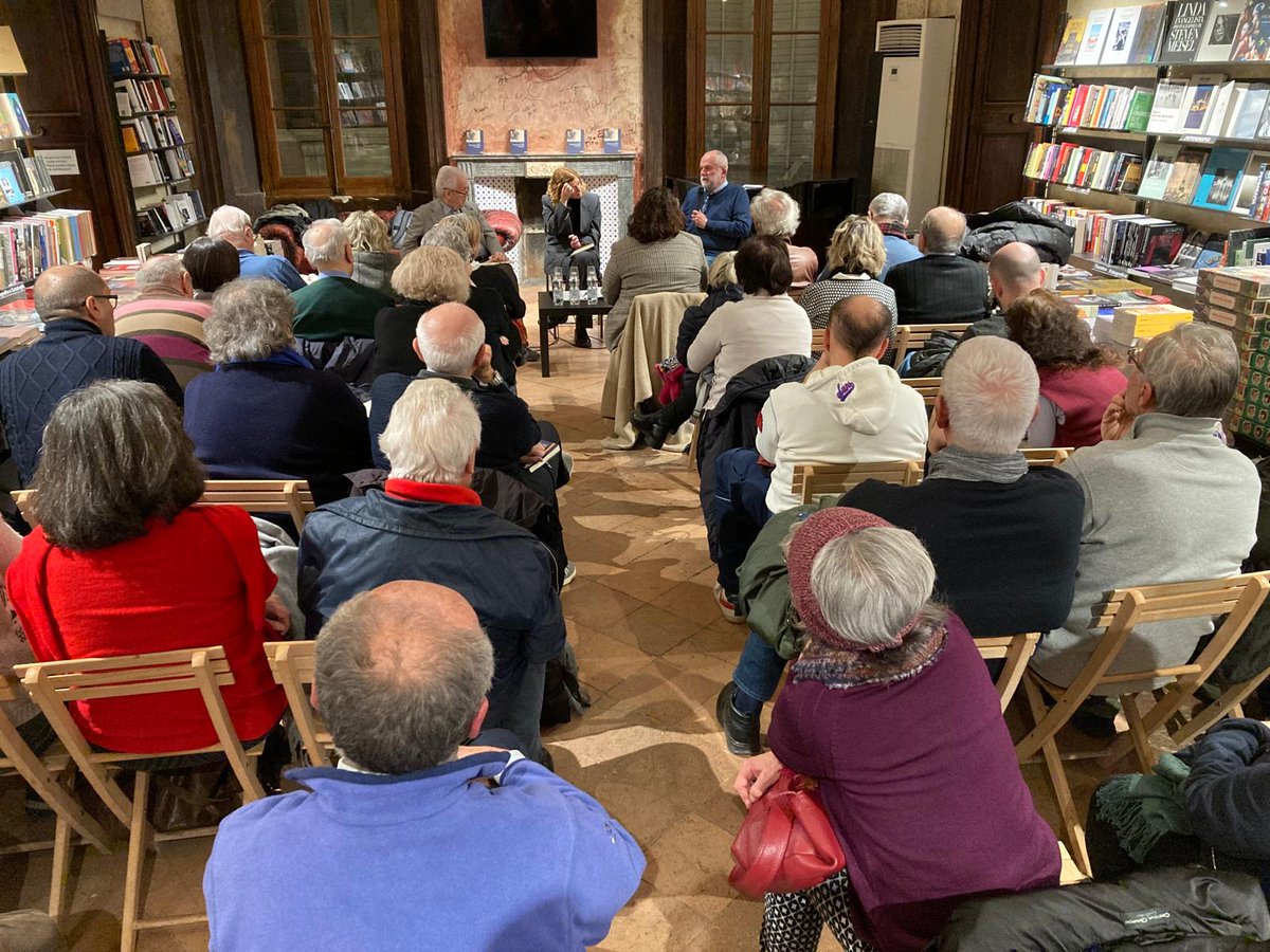 Tutto esaurito lunedì 25 novembre a Librerie.coop All'Arco per la presentazione del libro “Nella provincia selvaggia. Giustizia, vendetta e memoria nel ‘triangolo rosso” di Iara Meloni, organizzata in collaborazione con Istoreco e Anpi.