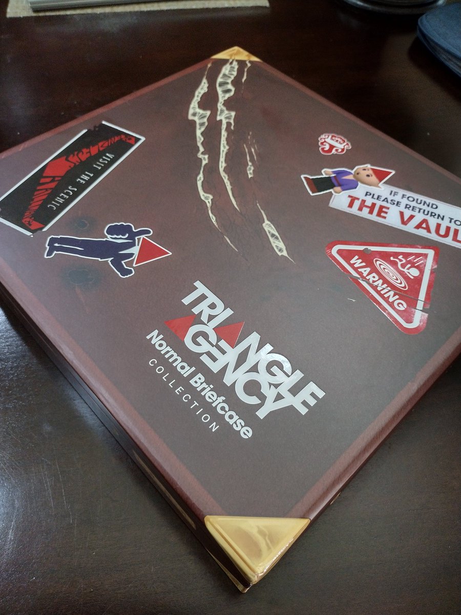 funambulilst's tweet image. Someone left this normal briefcase on my porch this morning. it&apos;s from some sort of... Triangle Agency...? Who shall play with me? 👁️ 👁️ 👁️