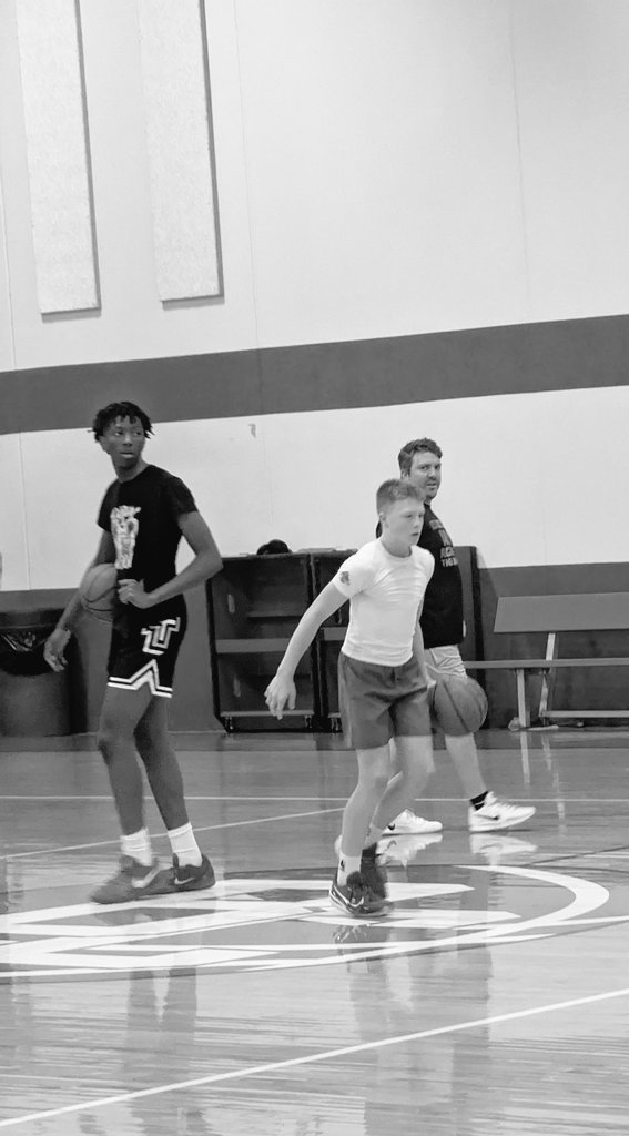 Colton Clevenger (@clevman21) on Twitter photo Be consistent! #consistency Be consistent! #consistency