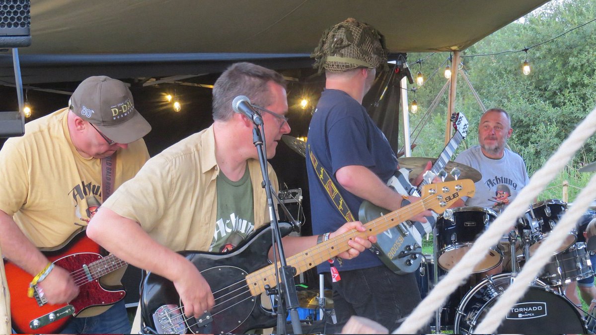AchtungBabiesIC's tweet image. BREAKING NEWS!
We are pleased to announce that by popular demand Achtung Babies have been invited back & will be performing at @WeHaveWaysPod fest 5!
Details of performance time to follow….
….rehearsals will commence soon* 😜
See you there! @almurray @James1940
*2025 😂
