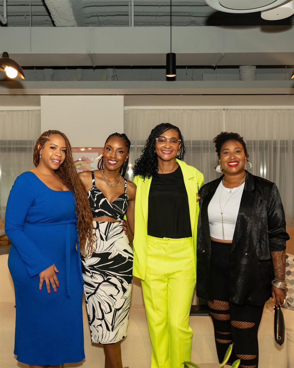 bgvfoundation's tweet photo. 🎤 Chicago didn’t play at the BGV Pitch Competition!
🔥 Founders pitched their hearts out.
👏 The audience crowned the crowd favorite.
✨ LA, Dec 5th—it’s YOUR turn to shine! RSVP now: https://t.co/4v82CQXpr7
#BGVPitch #LAEntrepreneurs #WomenInBusiness #CommunityOrNothing https://t.co/18odGZ9Y87