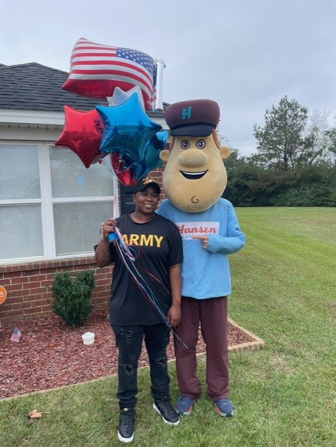 Hansensupertech's tweet photo. 🇺🇸 Supporting Our Heroes! 💙

We were excited to gift Ms. Rivers a brand new HVAC system—a small token of appreciation for her service to our country this Veterans Day! This truly is the best part of what we do.

#VeteranSupport #HVACCares #ThankYouForYourService https://t.co/EYJNY5kMsG