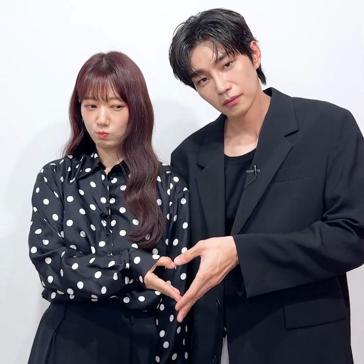 quotefromdrama's tweet photo. Belum apa apa udah kangen :(

BOLEH GA SIH BERHARAP ADA SEASON 2?

- Kdrama, The Judge From Hell

#KangBitna #HanDaon #KimJaeYoung #ParkShinHye #KimAYoung #Shinsungrok #TheJugdeFromHell https://t.co/OLH4LRhgAL