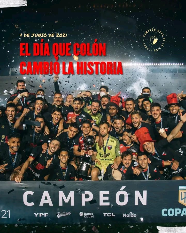 colonviejo2021's tweet photo. Y pensar que hay otros que nunca vivieron nada de esto y se mueren por aunque  sea tratar de conseguirlo . @ColonOficial  la historia mas grande del fútbol santafecino . https://t.co/sJsKTdhOIX
