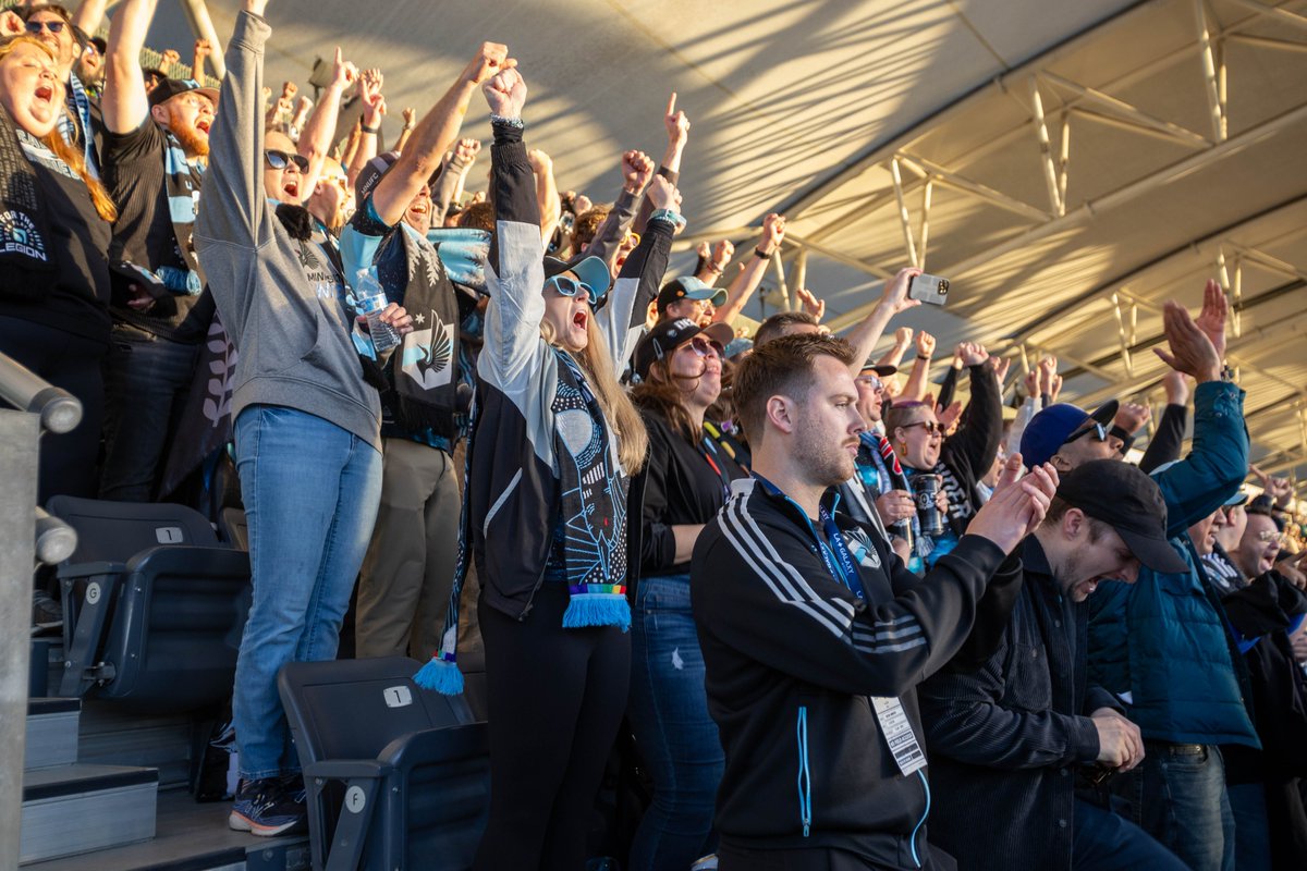 Matt (@mattjphoto) on Twitter photo Here is the photo gallery from the #LoonsOverLA trip.
mattjphoto.net/Minnesota-Unit…
<a href="/MNUFC/">Minnesota United FC</a> <a href="/MNWonderwall/">Wonderwall | #wwmn</a> @MNDarkClouds <a href="/TrueNorthElite/">True North Elite 🏴</a> <a href="/RedLoons/">Red Loons</a> <a href="/MNThunderwall/">THUNDERWALL</a> Here is the photo gallery from the #LoonsOverLA trip.
mattjphoto.net/Minnesota-Unit…
<a href="/MNUFC/">Minnesota United FC</a> <a href="/MNWonderwall/">Wonderwall | #wwmn</a> @MNDarkClouds <a href="/TrueNorthElite/">True North Elite 🏴</a> <a href="/RedLoons/">Red Loons</a> <a href="/MNThunderwall/">THUNDERWALL</a>