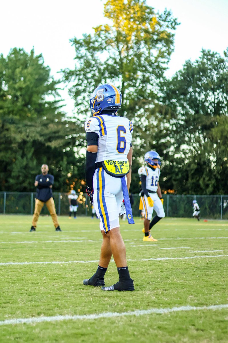 Blessed to receive first team all region! <a href="/coachcscott/">Coach Scott</a> <a href="/CoachThourogood/">Coach Thourogood</a> <a href="/ChrisS0933/">Chris S</a>