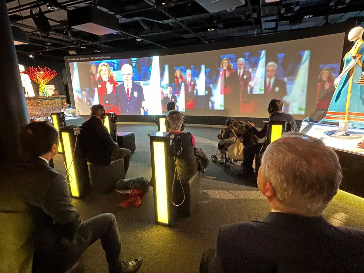 ¡REUNIÓN IMPORTANTE! 👀 💡🤝 

El ministro del Deporte, Jaime Pizarro, y el presidente del Comité Olímpico de Chile, Miguel Ángel Mujica, lideraron la comitiva nacional 🇨🇱 que se desplazó hasta Lausanne (Suiza 🇨🇭) para presentar ante Thomas Bach, máxima autoridad del Comité