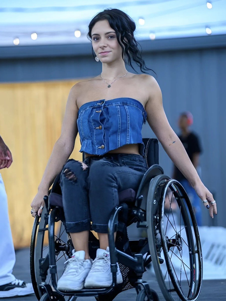 Della Olvera tweet media