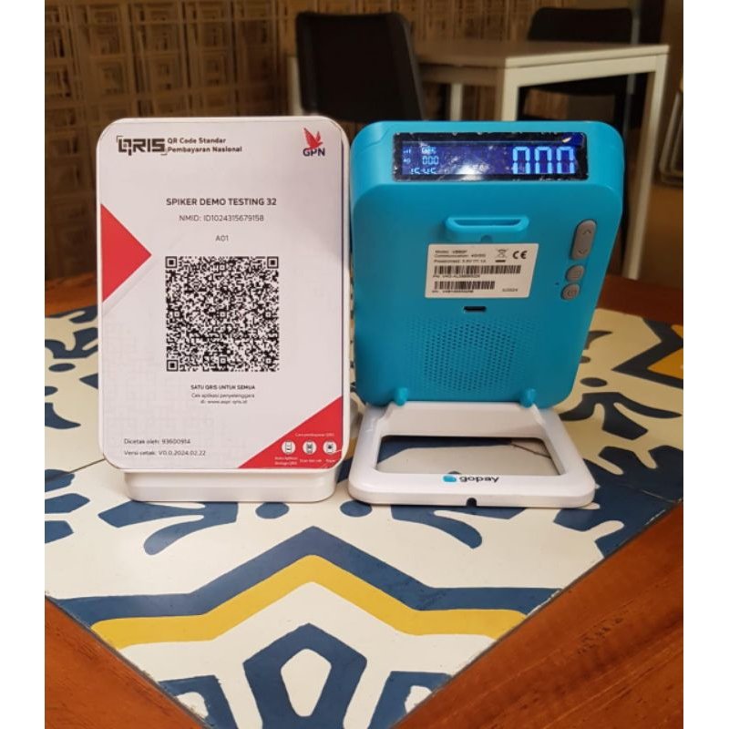 elynst20's tweet photo. @tanyarlfes Kak saran kalau memang mau disediakan qris pakai soundbox seperti contoh di foto, setiap ada transaksi masuk bakal ketauan dari suara yang nyebutin nominal transaksinya jadi nanti ibunya bisa langsung tau masuk atau belumnya pembayaran, untuk menghindari penipuan juga https://t.co/AppVS1NWuV