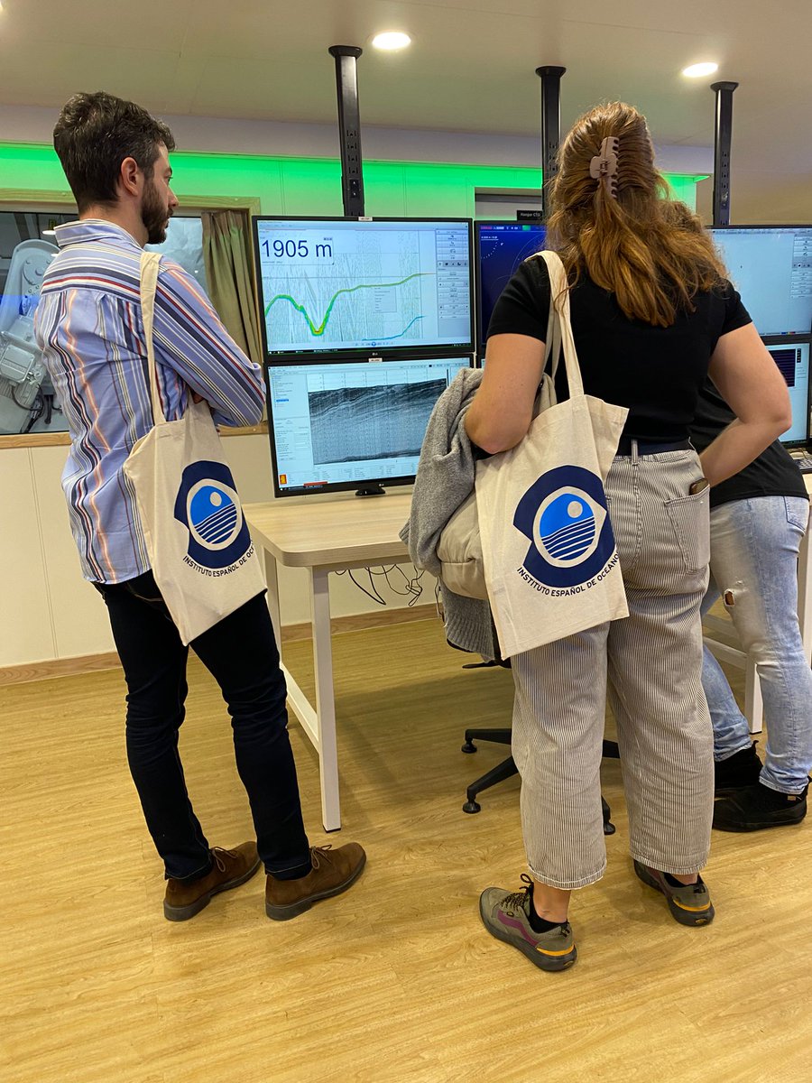 Es una alegría confirmar lo increiblemente puntero, habitable y multipropósito que es el nuevo buque 💙Odón🛳️ para realizar campañas oceanográficas de gran alcance, tanto en lejanía como en profundidad, y el potencial que tiene el laboratorio de acústica para ser usado 24hNonStop