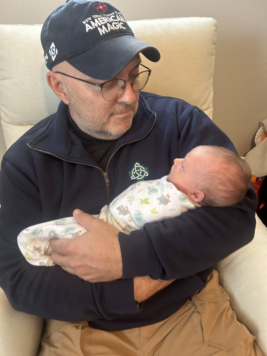 ragpacker's tweet image. My new lil buddy