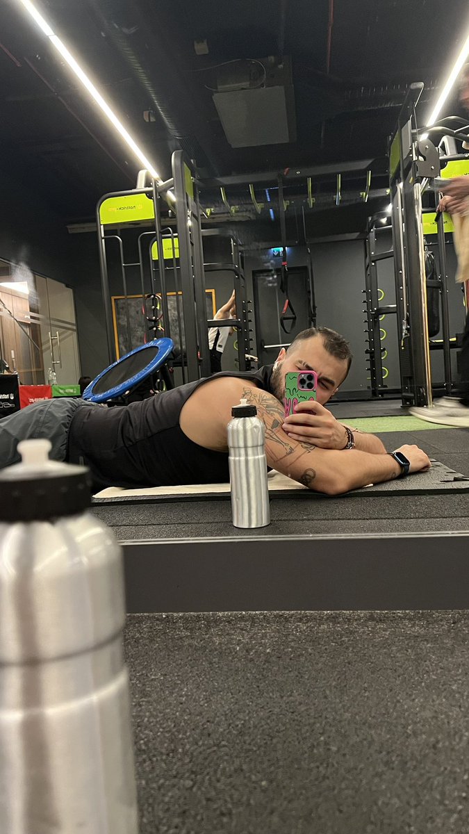 Spora yatmaya gidenler😂☝🏻