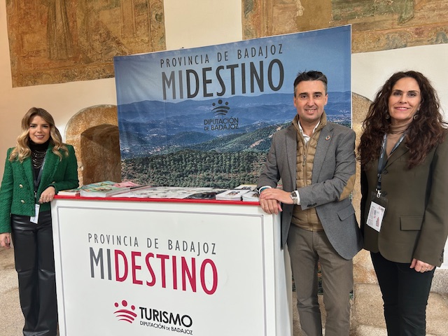 Diputación de Badajoz (@dipdebadajoz) on Twitter photo 🧳 #DipBdjz participa con un stand propio en el Congreso Mundial de Turismo de Interior 2024, que se celebra hoy y mañana en Cáceres.
En la inauguración ha estado el diputado <a href="/juanmaridelfa/">JUAN MARIA DELFA CUPIDO</a>.
➕ℹ️ i.mtrbio.com/bnqbqppbnx
🌐 #ODS16 #ODS17 🧳 #DipBdjz participa con un stand propio en el Congreso Mundial de Turismo de Interior 2024, que se celebra hoy y mañana en Cáceres.
En la inauguración ha estado el diputado <a href="/juanmaridelfa/">JUAN MARIA DELFA CUPIDO</a>.
➕ℹ️ i.mtrbio.com/bnqbqppbnx
🌐 #ODS16 #ODS17