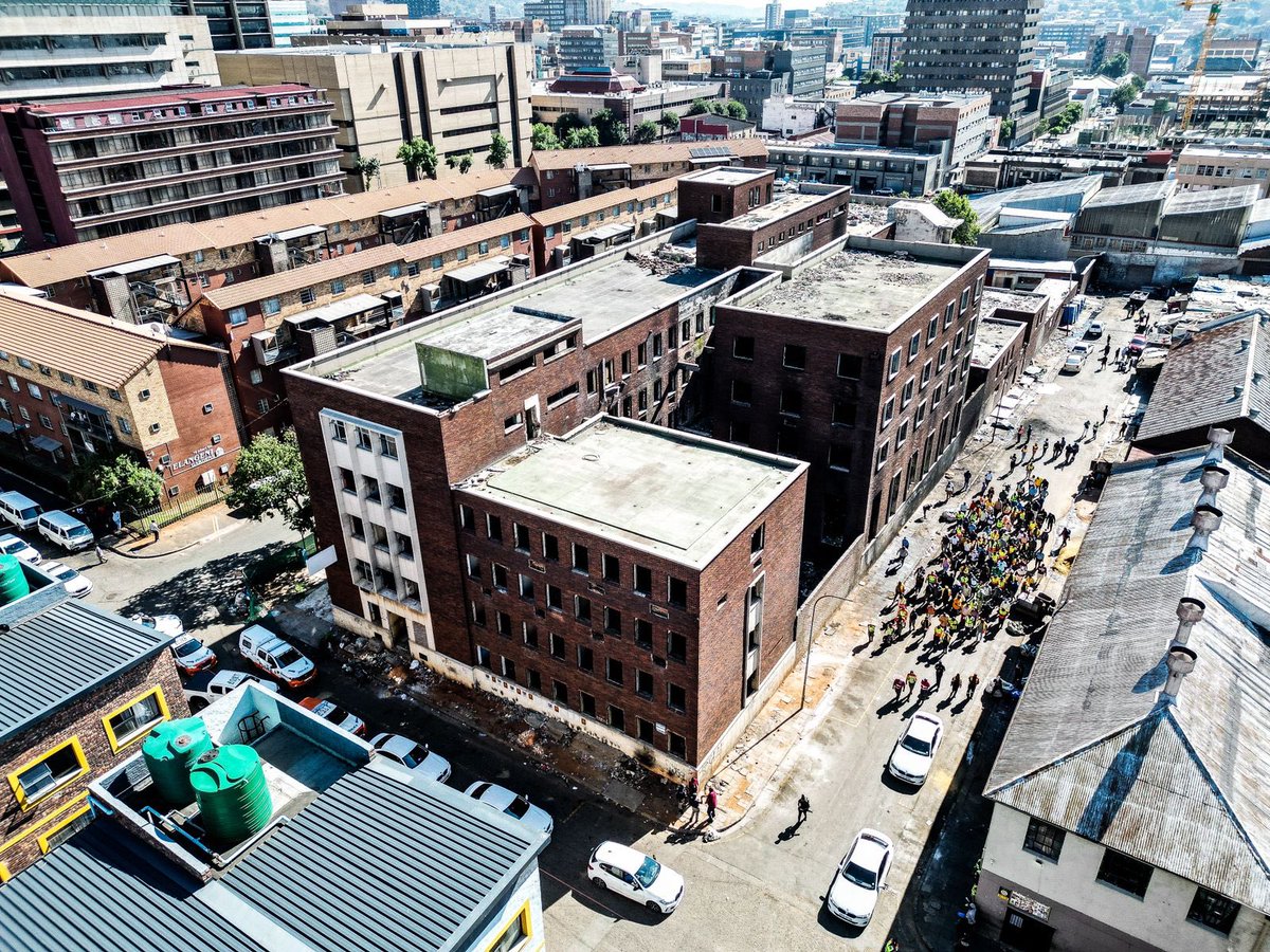 Cllr Nomoya Mnisi (@nomoyamnisi1) on Twitter photo 6am Inner City Service Delivery Walkabout alongside the EM of City of Joburg <a href="/DadaMorero/">Executive Mayor of the City Of Joburg</a>, MMCβs, CM, Heads of Departments and Entities.
#WeServeJoburg #JoburgMyFirstLove 6am Inner City Service Delivery Walkabout alongside the EM of City of Joburg <a href="/DadaMorero/">Executive Mayor of the City Of Joburg</a>, MMCβs, CM, Heads of Departments and Entities.
#WeServeJoburg #JoburgMyFirstLove