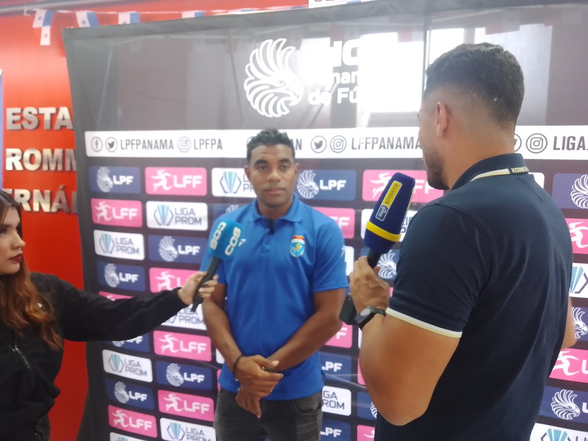 gacetasports507's tweet photo. #LPF
Conferencia de prensa de la final del #Clausura2024 de la @LPFpanama que se jugará el 30 de noviembre entre @cdplazaamador vs @CAIPanama en el 🏟️ Rommel Fernández.

#Leones
#Vikingos
#PlazaAmador
#CAI https://t.co/szHEZMOWeU