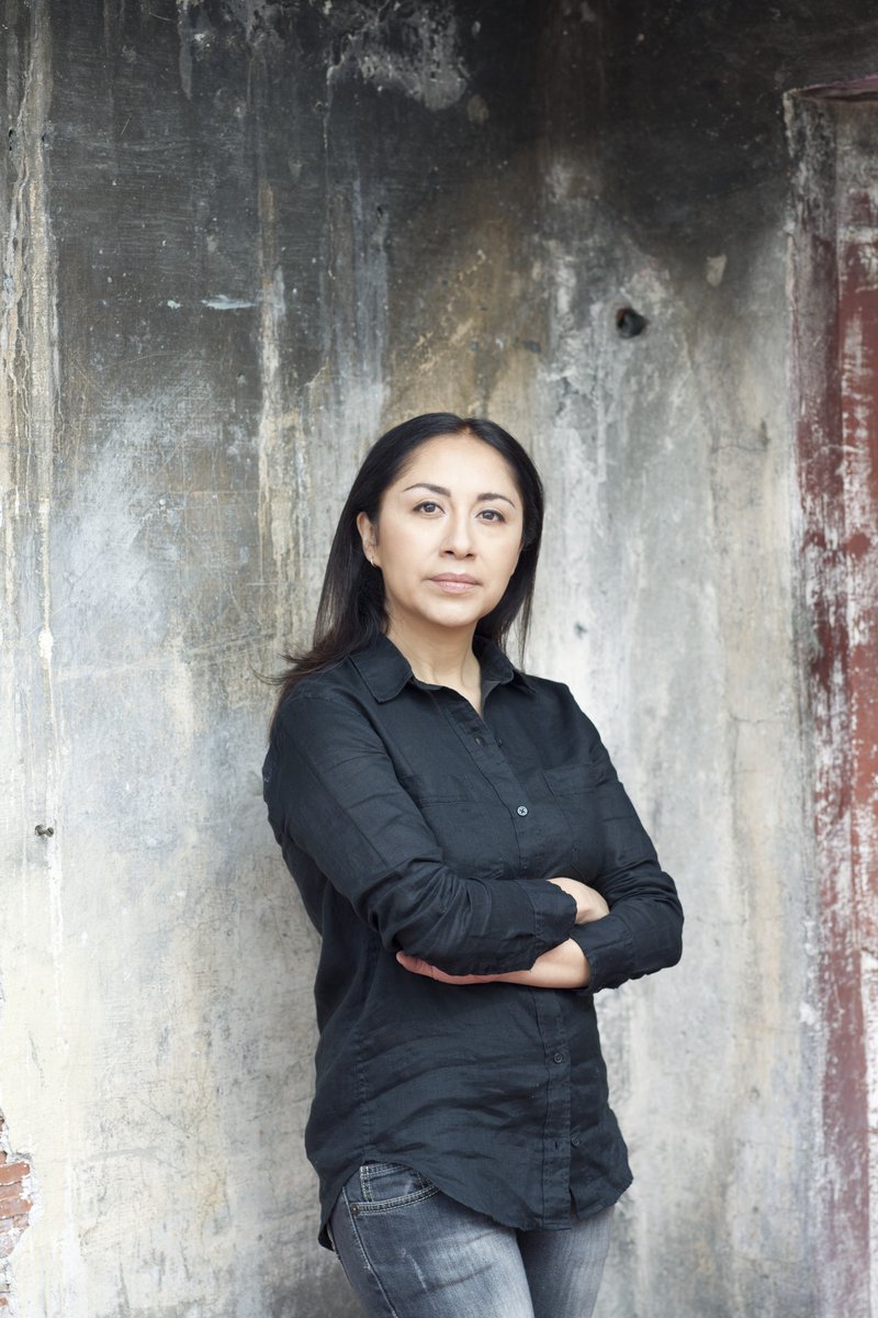 Join us on Zoom for The Artists Roundtable: Minerva Cuevas, 12/3, 5PM EST.  Register: eventbrite.com/e/the-artists-…
The Artists Roundtable is an international forum hosted by Kate Fowle, Curatorial Senior Director at Hauser &amp; Wirth and faculty member in the MACP program at SVA, NY.