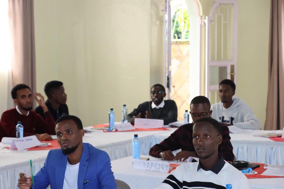 Earlier today, I launched a training session for our new cohort of #volunteers from Eastern Region to the President's Award-Kenya programme. At the President's Award-Kenya we're all about investing in the next generation of Kenyan leaders. I was encouraged to see young people
