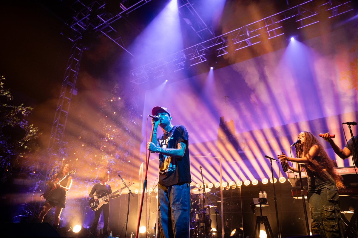 andrewbenge's tweet image. Last Saturday had the privilege to photo the @zaynmalik  tour opening night at @O2AcademyLeeds (big thanks to team @GettyVIP  &amp;amp; @cherrycreate for having me along 🖤) #zayn #o2academy #leeds #tour #gig #tribute #stairwaytothesky #zaynmalik 
(c) Strictly no use without permission