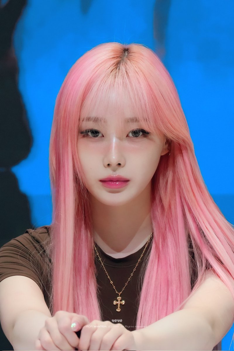 twcl9's tweet photo. GISELLE

#aespa #æspa #에스파 
#GISELLE #지젤 #ジゼル https://t.co/WkdKqZy6bf