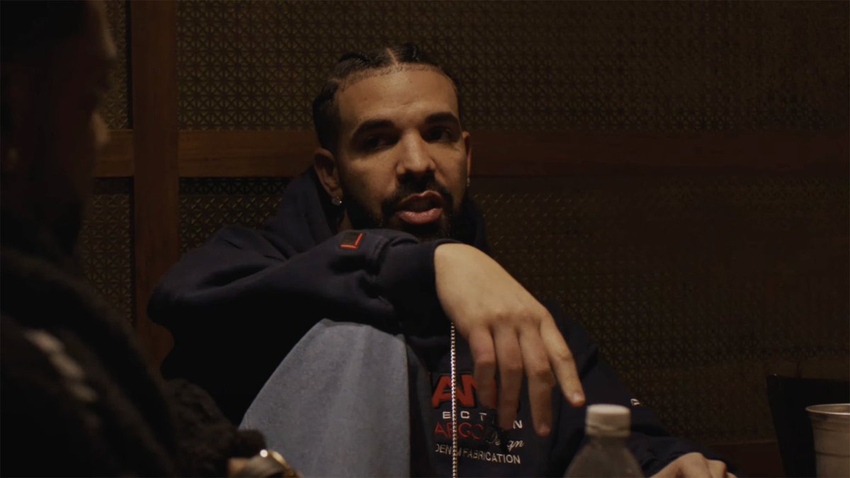 wavylinkmusic's tweet photo. Drake has launched a second legal action against Universal Music Group over Kendrick Lamar’s “Not Like Us,” accusing the music giant of defamation and claiming it could have halted the release of a song falsely accusing him of being a sex offender.
#drake #X #hophip #WavyUpdate https://t.co/cO1msGbNVp