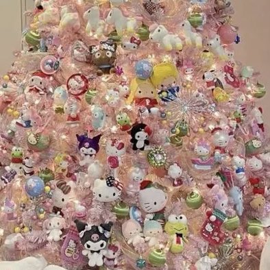 sanrio christmas tree 💫