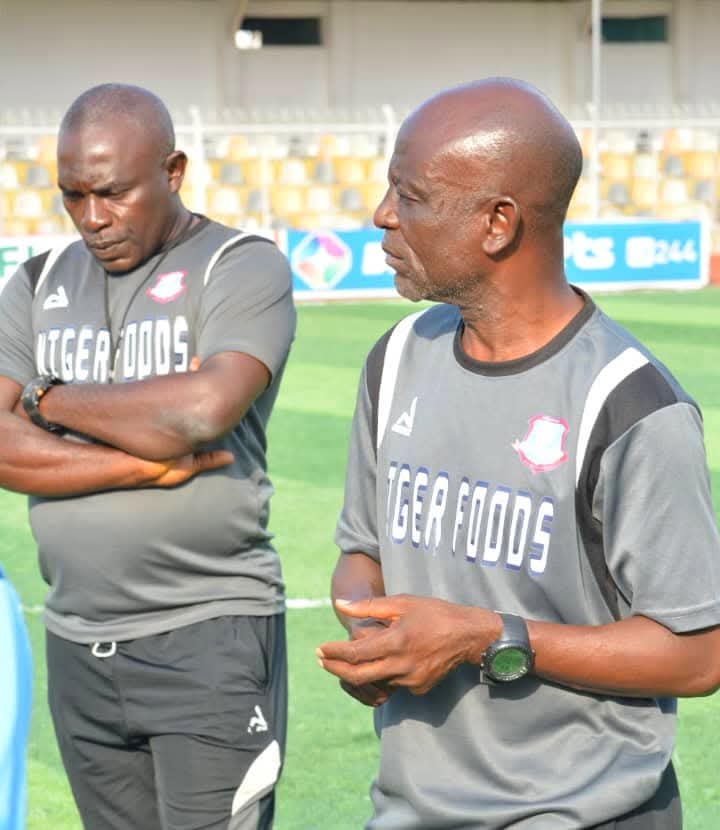 NigeriaPFL's tweet photo. Training in focus ahead #BAYTOR 

Earlier today Niger Tornadoes had one final pre-match moment before tomorrow's game 🆚 Bayelsa Utd 

🕓 4pm 🇳🇬 
🏟️ Samson Siasia Stadium
📍 Yenagoa 

#NPFL25 

📸 @NigerTornadoes https://t.co/ABqqz5S6V0