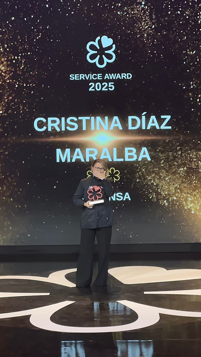 MICHELIN Service Award: Cristina Díaz García
Cristina Díaz García, la jefa de sala de <a href="/Maralbarest/">Maralba restaurante</a> (Almansa), recibe este premio por su excelente labor en el servicio, bien complementada con unos amplísimos conocimientos de sumillería.
#MICHELINSTAR25 #GUIAMICHELINESP