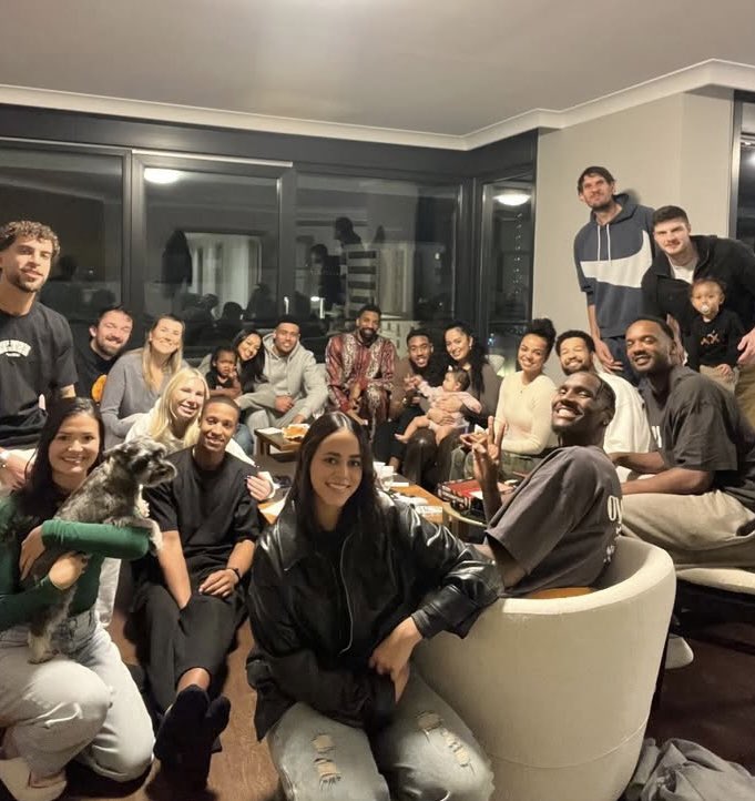 Friendsgiving at the Wilbekins! 🤩 <a href="/scottiew_5/">Scottie Wilbekin</a>