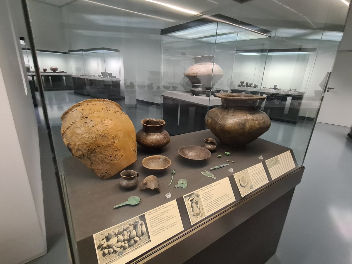 sprt_stanslvski's tweet image. Art is everywhere, except it has to pass through a creative mind.

Louise Nevelson
#ArtistOnTwitter #artistsontwitter #artwork #art #artist #ArtofArcane #artshare #artshare  #Artpakpoom #arttwt #arte #artworkทึเม #kunst  #artvsartist2026 #Artsummary2026 #artmoots