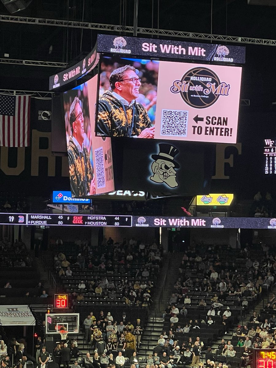 rollthequadNIL's tweet image. THIS COULD BE YOUR VIEW!👀

Enter at the link in our bio to win seats with the man himself, @mitshahnoble 

Click the link below to learn more and enter today! Don't miss out on this exclusive experience!🏀
spotfund.com/story/07fc9fdf…