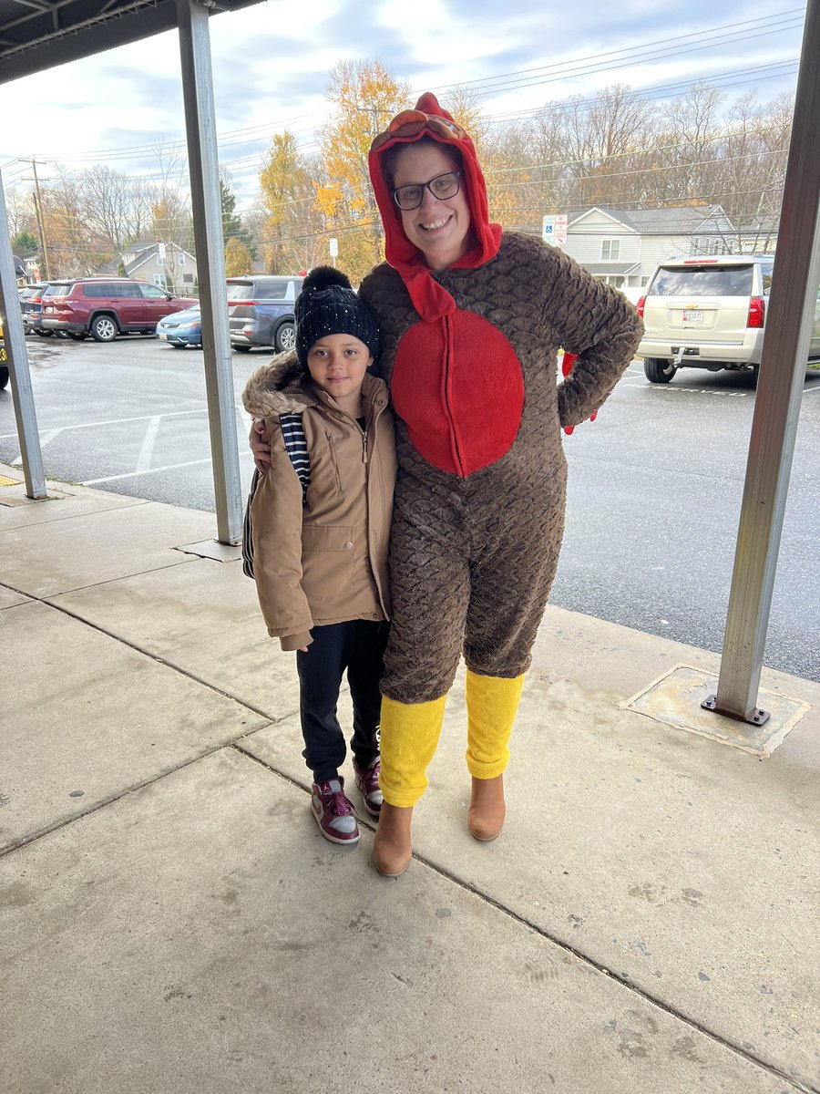 Kristen Reza, Principal Intern at Leleck ES tweet media