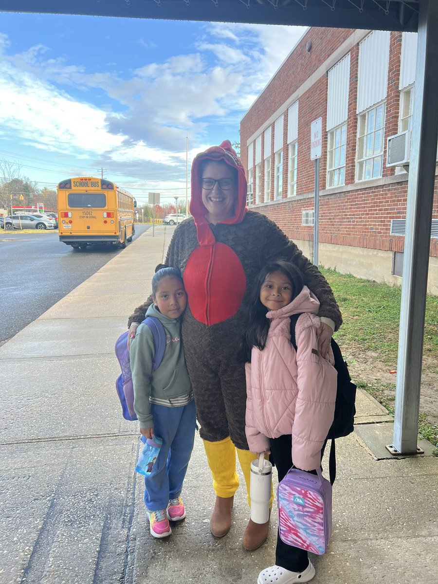 Kristen Reza, Principal Intern at Leleck ES tweet media