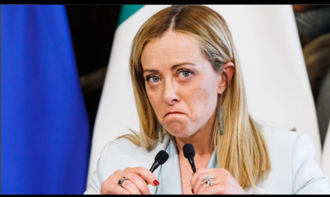 SabinaCusin's tweet image. Voto di #fiducia N. 70 alle Camere in 24 mesi.
Di cosa ha PAURA?