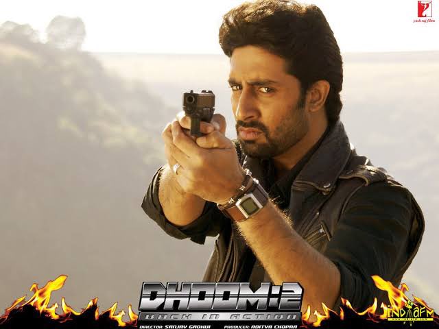 MOUSUMI_EF's tweet photo. #18YearsOfDhoom2
🔥 Dhoom 2 (2006) redefined Bollywood action movie 

🎵 Hits like “Dhoom Again” &amp; “Crazy Kiya Re” still reign!
@juniorbachchan  💙
#BollywoodAction #HrithikRoshan #YRF #DhoomAgain https://t.co/P1MH6AgBA1