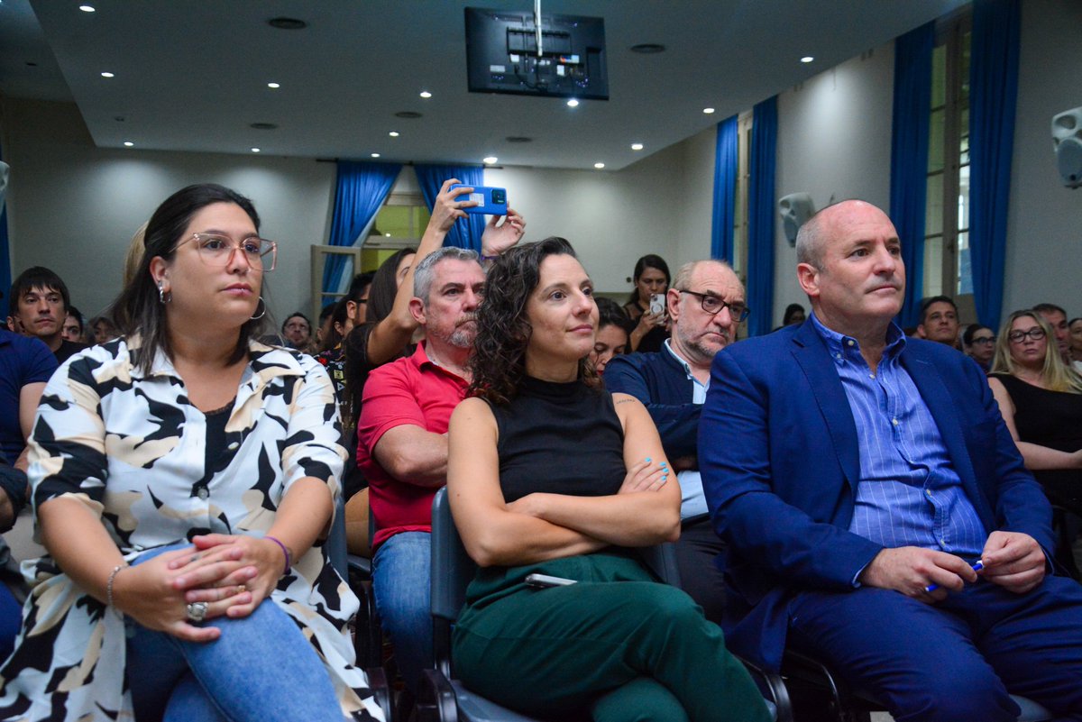 LeticiaCeriani's tweet photo. 📣Hoy presentamos el Programa Provincial de Cannabis Terapéutico: Herramientas para equipos de salud que acompañan la atención y el uso terapéutico de cannabis. https://t.co/eaUCqBln7J