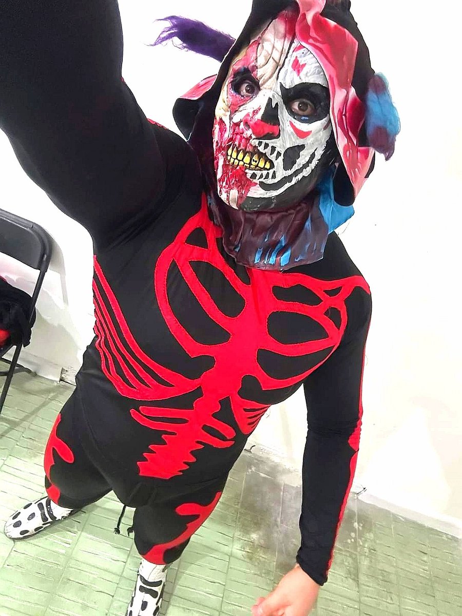 Lucha_erotica3x's tweet photo. L.a. park jr, ¿de frente ó de espaldas?
Los rudos también tienen su lado bueno ☺️👌🏻
#luchador #luchadorrudo #luchadorenmascarado #luchadorsexy #laparkjr https://t.co/NI4tRqnCCC