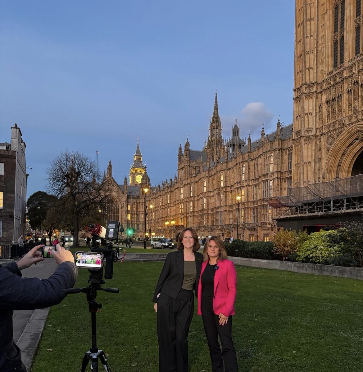 ellen_roome's tweet image. It was a privilege to be invited to @Lola__McEvoy - MP for Darlington debate โOnline safety for children and young peopleโ and represent our group โBereaved Familes for Online Safetyโ - (BFfOS) Lola is a very confident MP and has my complete backing. It was kind of her toโฆ