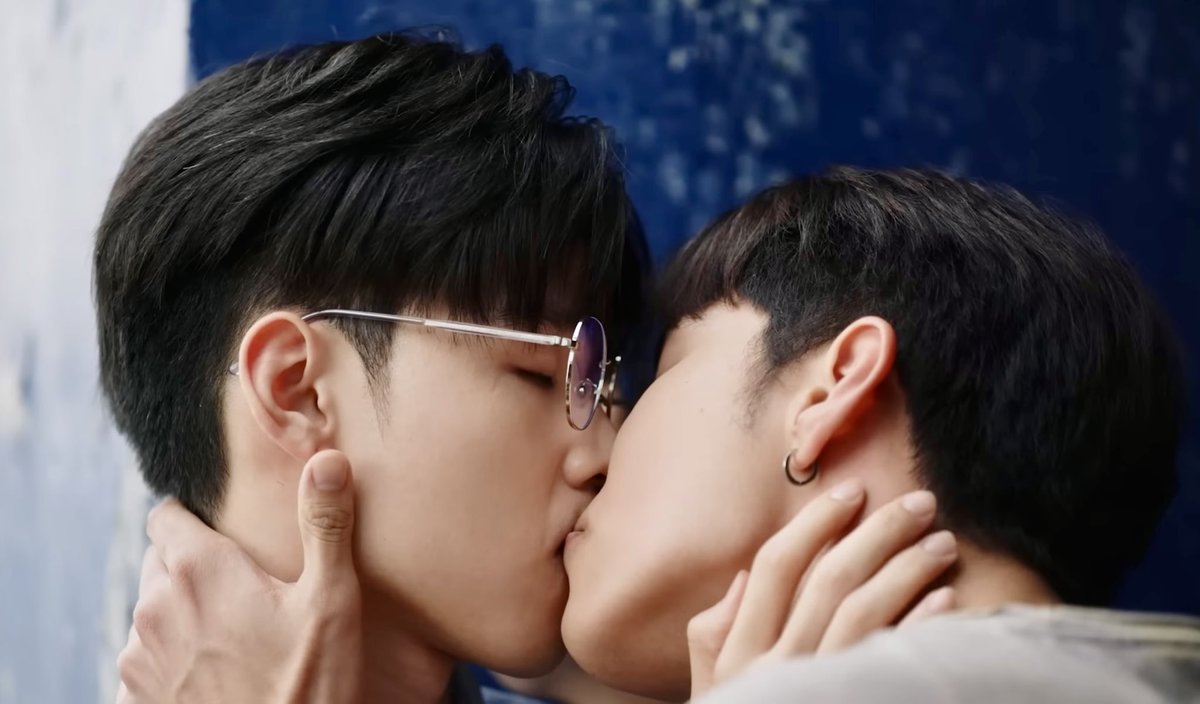 AndreaGomez137's tweet image. I was rooting for #RyuJava in a BL I guess Gmmtv didn’t see the same vision we did😭
However, I can’t be too mad cause they saw another vision I never would have thought of & I’m kind of sat for it👀
#SurfJava #swensurf #javabh
#MondRyu #mondtanutchai #ryuptb
#GMMTV2025 #GMMTV