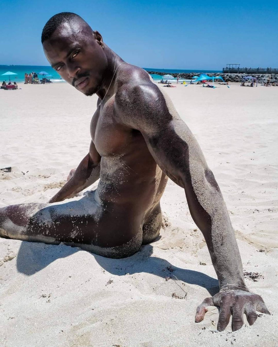 #blknudist #blacknudist #blacknudity #fitnudist #nudebeach