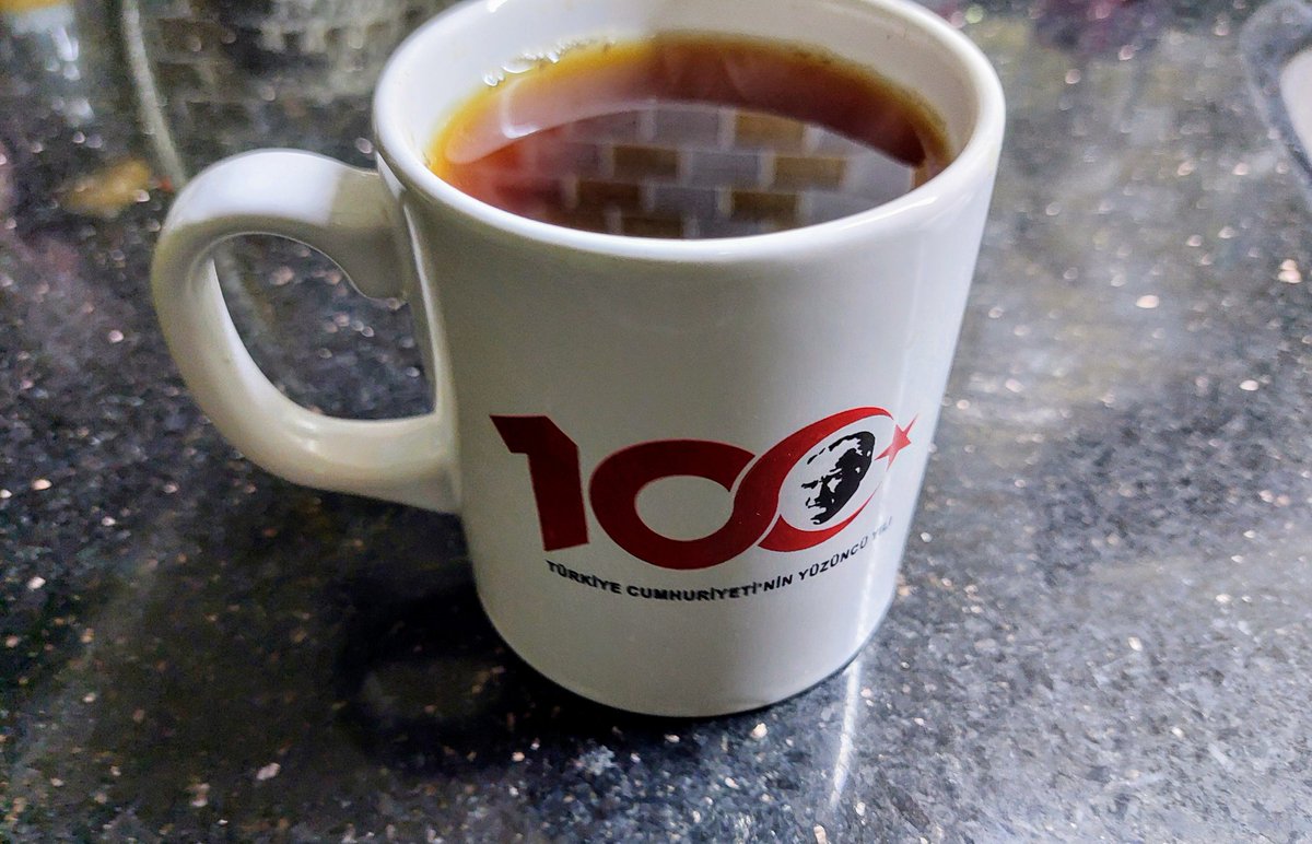 Önceki hayatınızda size hep yalan konuşulduğu için kimseyi dinleme zahmetine girmeyip kanaatinize göre hareket ediyor olabilirsiniz.