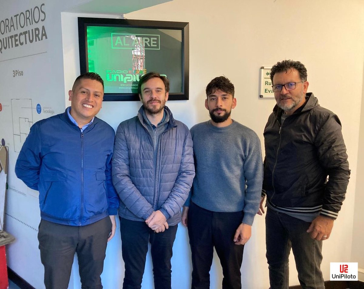 Unipilotoradio's tweet image. #AlAire #DocenciaEnFrecuencia. Hoy en nuestra última emisión de temporada 2024-2, tendremos un programa de lujo junto al invitado de la casa #unipiloto, el profe #DanielMartínez con quien trataremos el tema: #InvestigaciónFormativa.

📻➠bit.ly/3ZbMmiK
#SemanaDeCierra