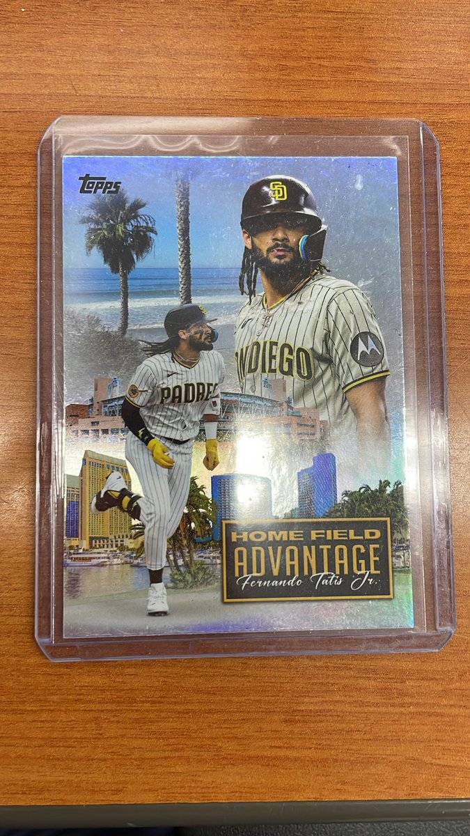 🚨Giveaway🚨

Well there is no place like home for the holidays! And no home better then <a href="/PetcoPark/">Petco Park</a>! 

Prize: 2024 <a href="/Topps/">Topps</a> <a href="/Padres/">San Diego Padres</a> Fernando Tatis Jr. Home Field Advantage (HFA-6)

How to win: LIKE/RT/FOLLOW and tag one other!

WINNER WILL BE ANNOUNCED NOV 27th at 8pm PST.