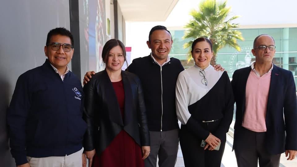Arturo De Casa Vega tweet media